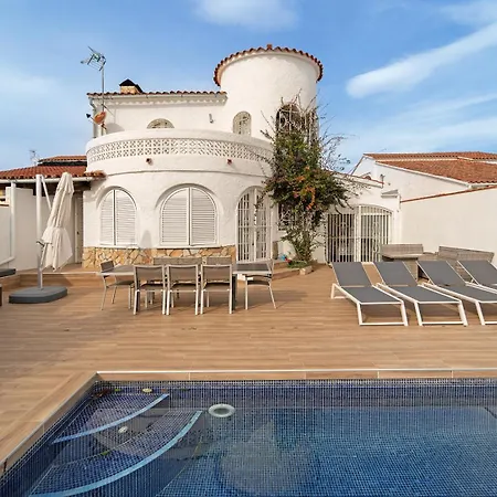Welcs Casa 122 Emp Con Piscina Y Cerca Del Canal Empuriabrava