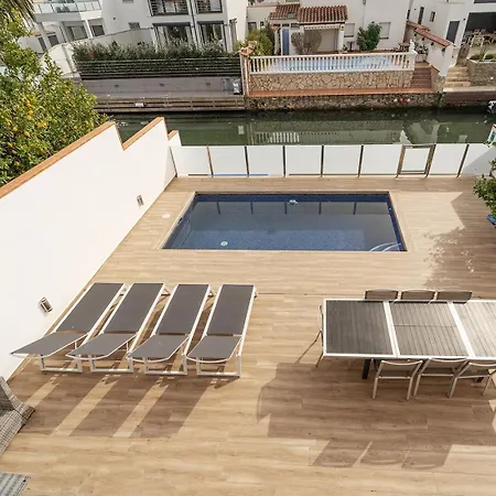 Villa Welcs Casa 122 Emp Con Piscina Y Cerca Del Canal *