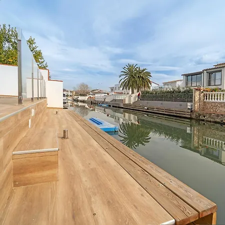 Welcs Casa 122 Emp Con Piscina Y Cerca Del Canal